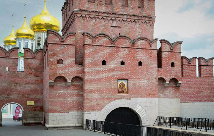 В Туле завершили реставрацию иконы Пресвятой Богородицы