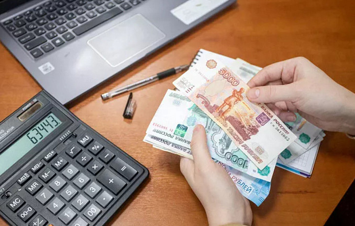 Крепко за кошелек держись, шофер: популярные схемы мошенничества на дорогах в 2024 году