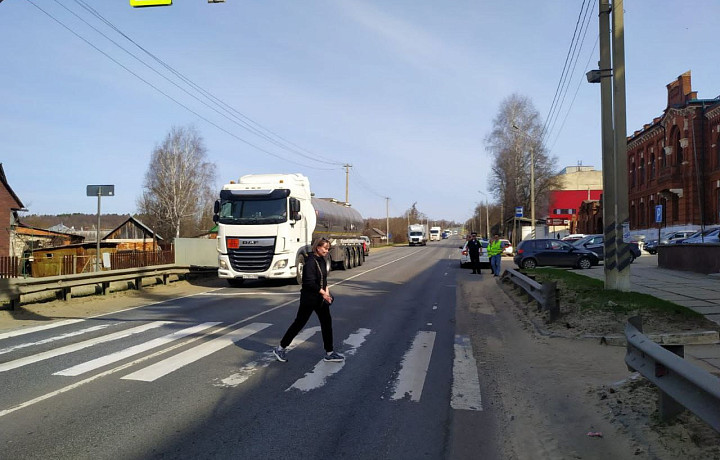 ﻿В Плавске инспекторы ДПС оштрафовали четырех пешеходов за час рейда