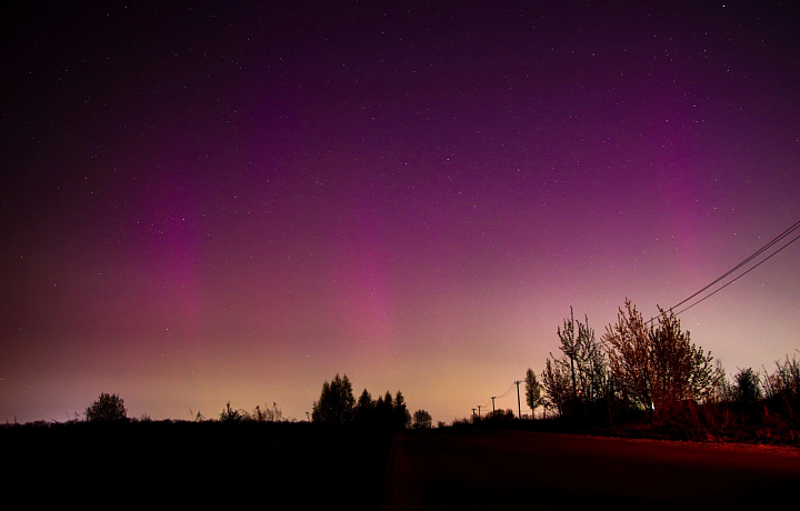 Северное сияние увидели в небе над Тулой в ночь с 23 на 24 апреля