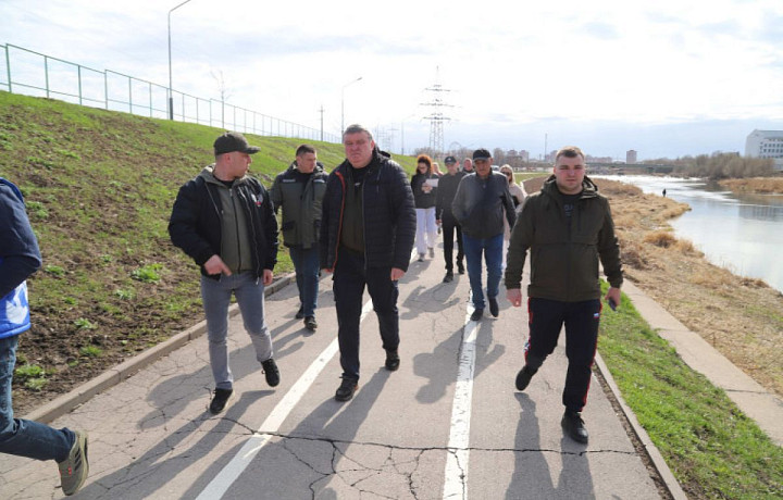 Илья Беспалов оценил Пролетарскую набережную