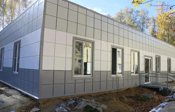 Новая женская консультация в поселке Ленинский готова на 90%