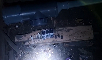 В Донском мужчина пытался передать в колонию мобильные телефоны и сим-карты