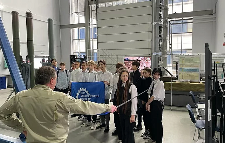 Школьники посетили тульские предприятия в рамках акции «Неделя без турникетов»