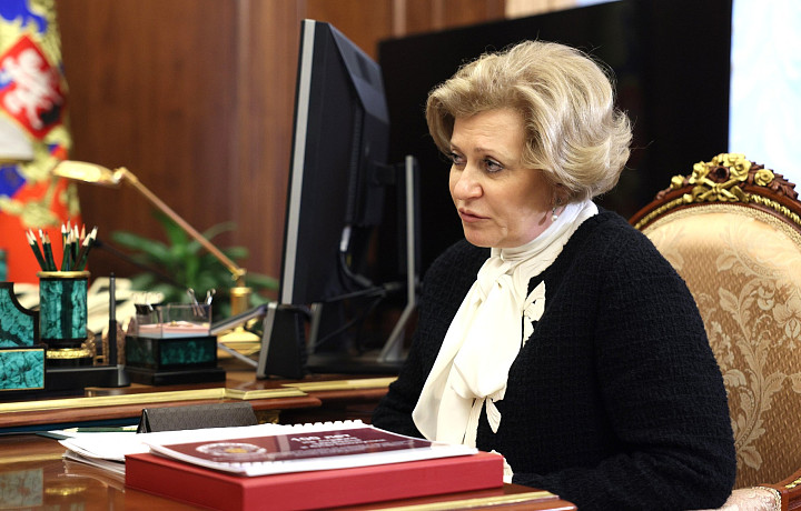 Глава Роспотребнадзора Попова заявила о критических осложнениях свиного гриппа