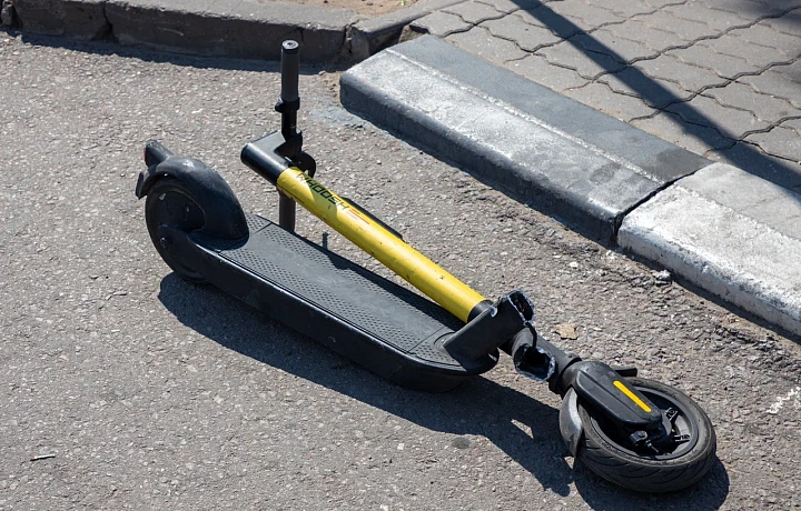 В Туле уже произошло ДТП с самокатом: за прошлый год дорожных инцидентов было более полусотни