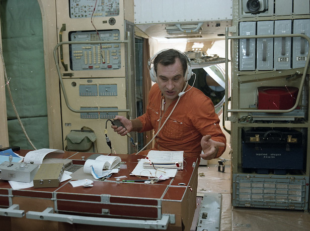 В возрасте 80 лет скончался тульский космонавт Валерий Поляков
