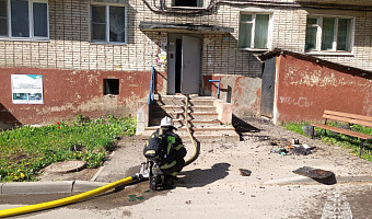 В Щекино Тульской области загорелась пятиэтажка