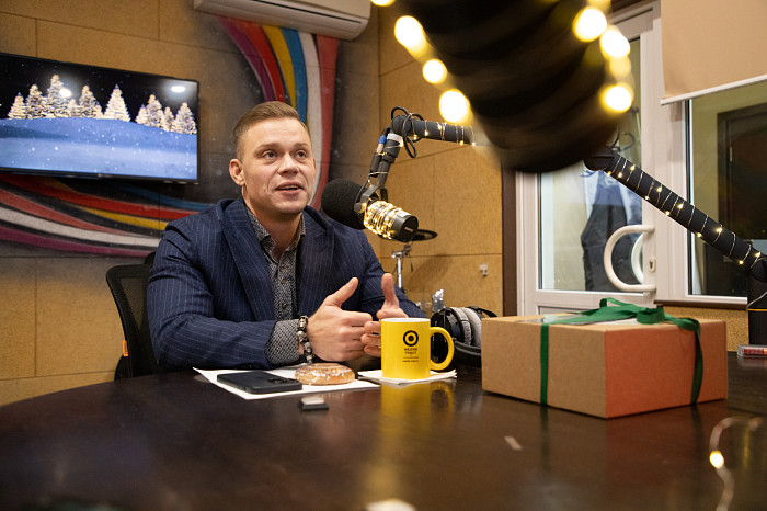 Слушателей «Русского Радио» ждет сертификат в центр военно-тактических игр и набор сладостей от «Тульских парков»