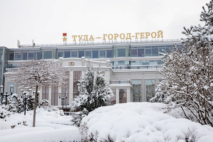 Тулу засыпало снегом: как в городе борются с последствиями стихии