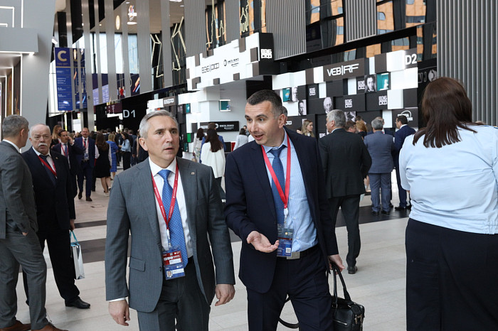 Почти 51,5 млрд рублей инвестиций и сотни новых рабочих мест. Каким был для Тульской области второй день ПМЭФ