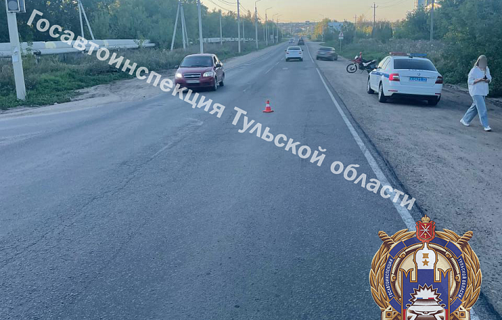 В Ефремове мотоциклист пострадал после столкновения с автомобилем Mercedes