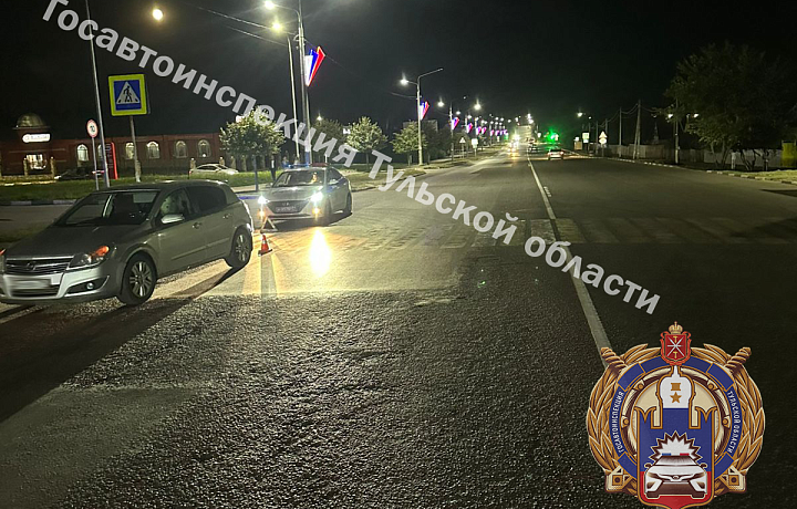 В Ефремове автоледи на Opel сбила девушку на пешеходном переходе