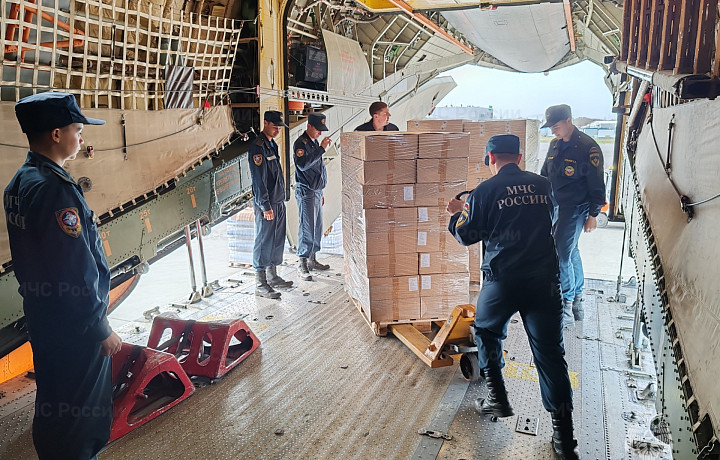 Тульские спасатели помогли в доставке гуманитарной помощи для Оренбургской области