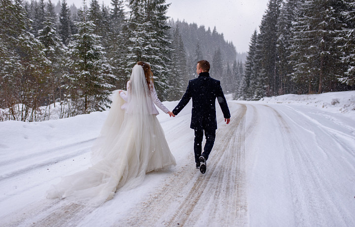 За март в Тульской области поженились 390 пар