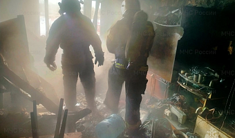 Из пожара в многоэтажке в Донском спасли двух человек, еще 12 — эвакуированы