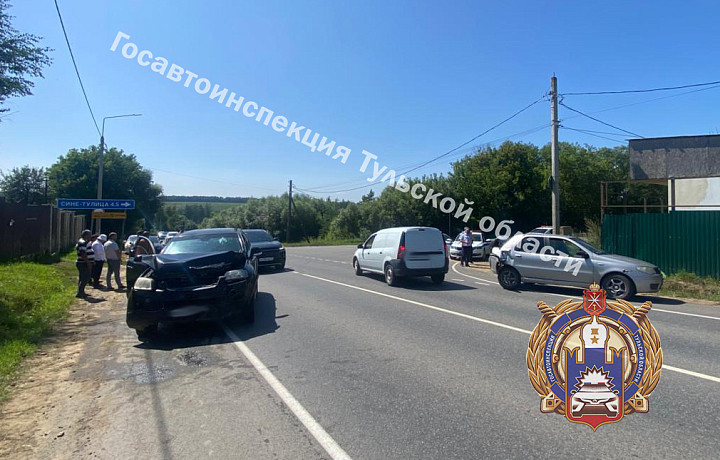 25-летняя женщина и трехлетний мальчик пострадали в ДТП в Ленинском районе