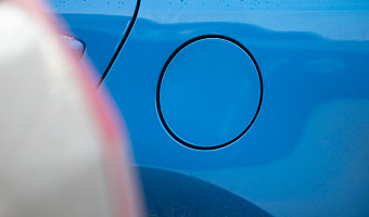 Тульским водителям рассказали, можно ли получить штраф за гирлянду на машине