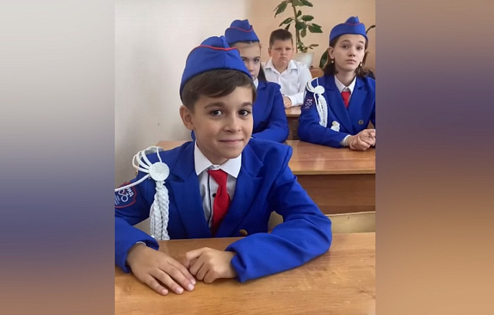 «Ваня, привет тебе от солдата!»: школьник из Новомосковска получил письмо от бойца СВО