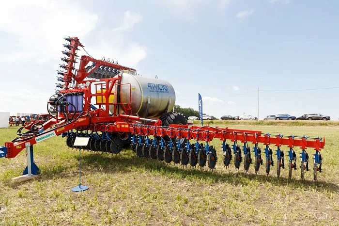 Аргентинцы, сладости и многокилометровая выставка: как проходит «День поля» в Тульской области