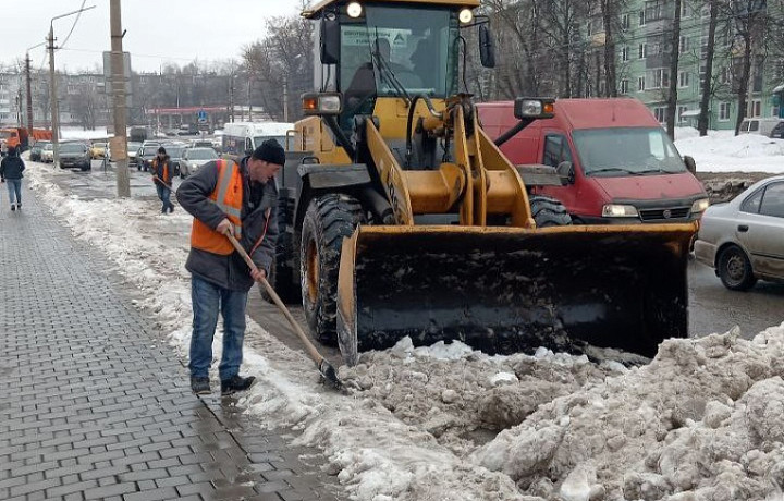 За сутки из Тулы вывезли порядка 6,3 тысячи кубометров снега