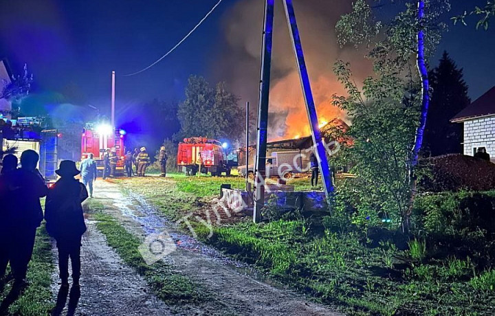 В тульском Скуратово произошел пожар в частном доме