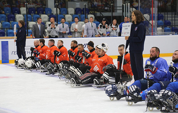 В Туле начался турнир по следж-хоккею среди ветеранов СВО