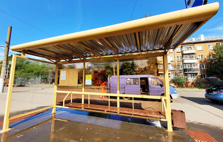 В Туле 10 августа продолжается обслуживание остановочных павильонов