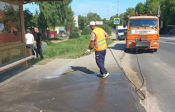 Днем 8 августа Тулу будут убирать 340 рабочих и 60 единиц техники