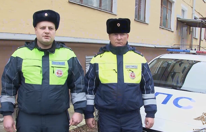 ДПСники из Узловой рассказали, как предотвратили взрыв в многоквартирном доме: пьяный мужчина открыл конфорки и уже взял в руку зажигалку