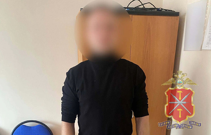 В Туле на видео попала кража электронных сигарет из «Аладдина» на 12 тысяч