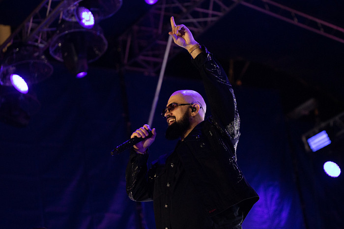 Фоторепортаж с выступления Artik & Asti на День города в Туле