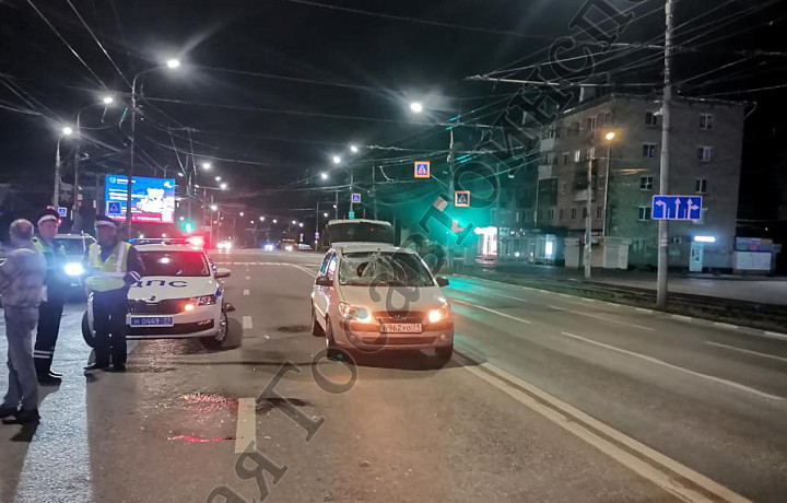 На проспекте Ленина в Туле мужчина на Hyundai Getz сбил пенсионера