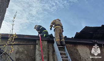 При пожаре на складе в Щекине никто не пострадал