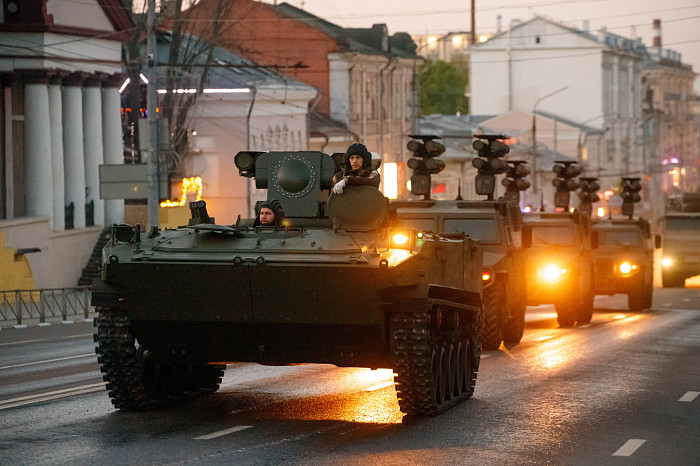 Фоторепортаж: в Туле прошла вторая репетиция Парада Победы