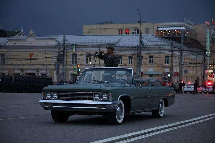 На площади Ленина в Туле началась репетиция парада