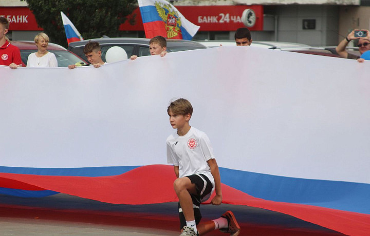 В Тульской области масштабно отметили День Государственного флага
