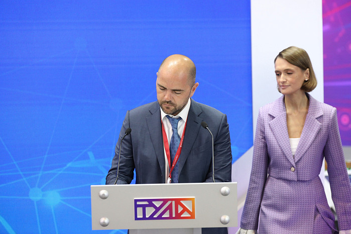 Почти 51,5 млрд рублей инвестиций и сотни новых рабочих мест. Каким был для Тульской области второй день ПМЭФ