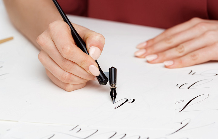 Как курица лапой: как поменять почерк и какие ожидать последствия