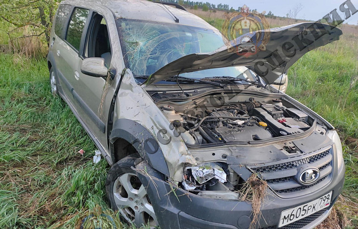 Нетрезвый водитель Lada слетел в кювет и опрокинул машину на трассе «Одоев – Плавск»
