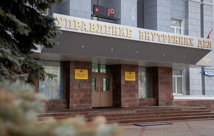 Узловчанин-рецидивист украл из палатки три блока жевательной резинки