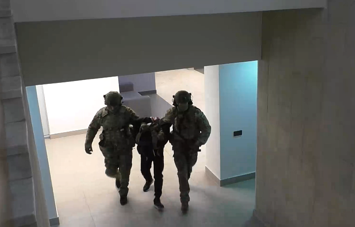 Игра с огнем: как молодых людей вербуют в диверсанты-поджигатели, и почему наказание за это неизбежно