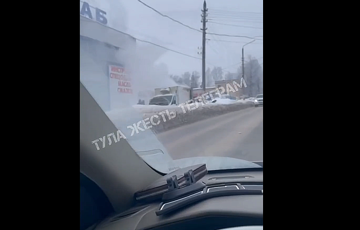 В Туле на улице Доктора Гумилевской загорелась «ГАЗель»
