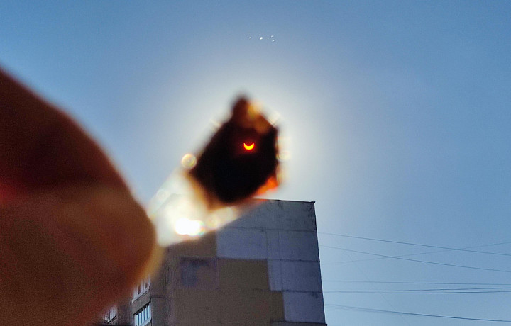 Туляки поделились фотографиями солнечного затмения