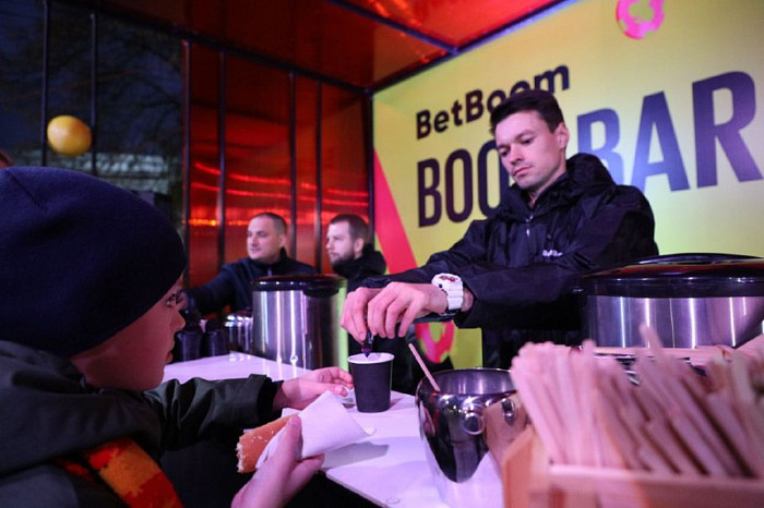 В Туле начался матч «Арсенала» и «Алании» – фото