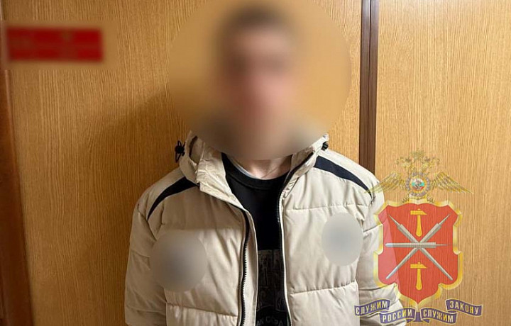 В Туле задержали мужчину, обворовавшего водителя такси на 135 тысяч рублей