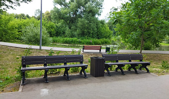 В Туле на аллеях Пролетарского парка и Баташевского сада появились эко-лавочки
