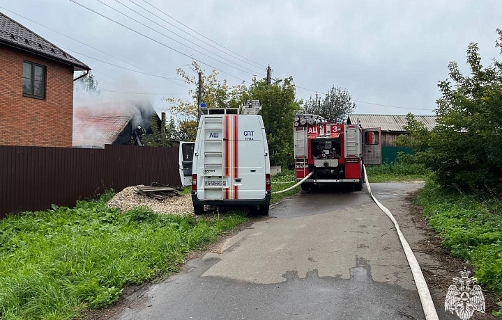 Семилетняя девочка погибла при пожаре в частном доме в Туле
