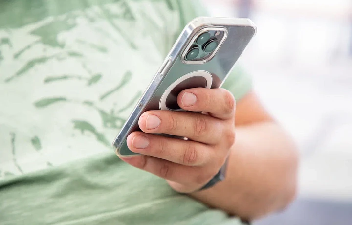 В Туле осудили бизнесмена, который сжег на мангале iPhone бывшей жены, чтобы она не рассказала его маме о разгульной жизни