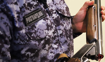 Тульская Росгвардия отправила 30 гладкоствольных ружей в зону СВО